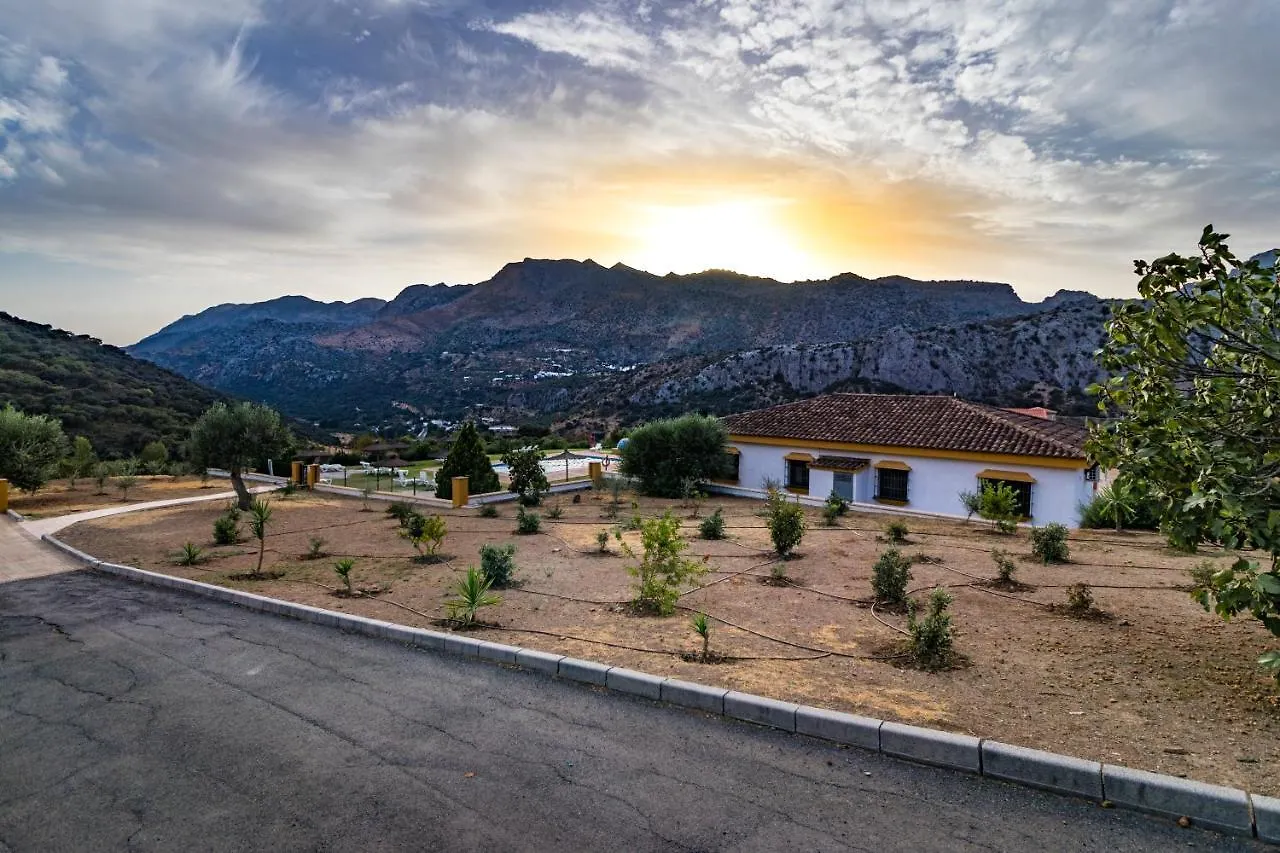 Apartamentos Cedro Alto Benaoján Espanha